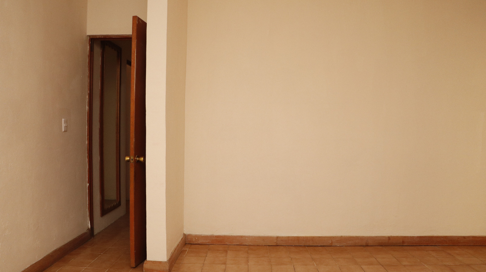 COMMERCIAL HOUSE FOR RENT IN BRENAMIEL OAXACA